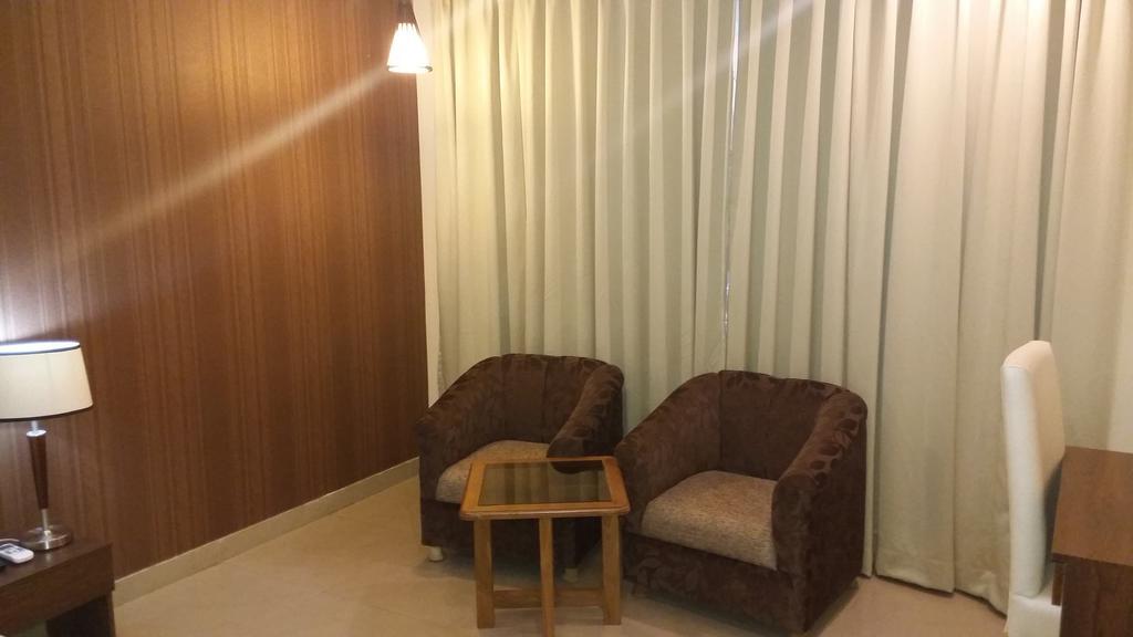 Hotel Jsr Continental Dehradun Cameră foto